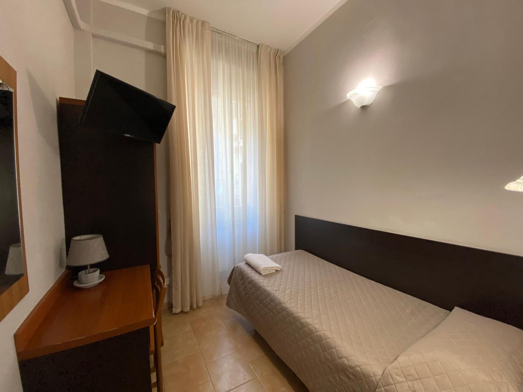 Hotel Atena — Photos 1